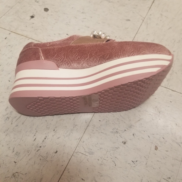 Pink Platform Faux Peral Fashion Sneaker - Picture 3 of 4